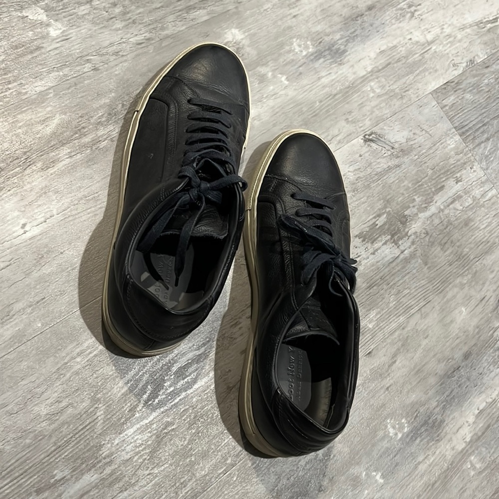 To Boot New York Shoes Size 9